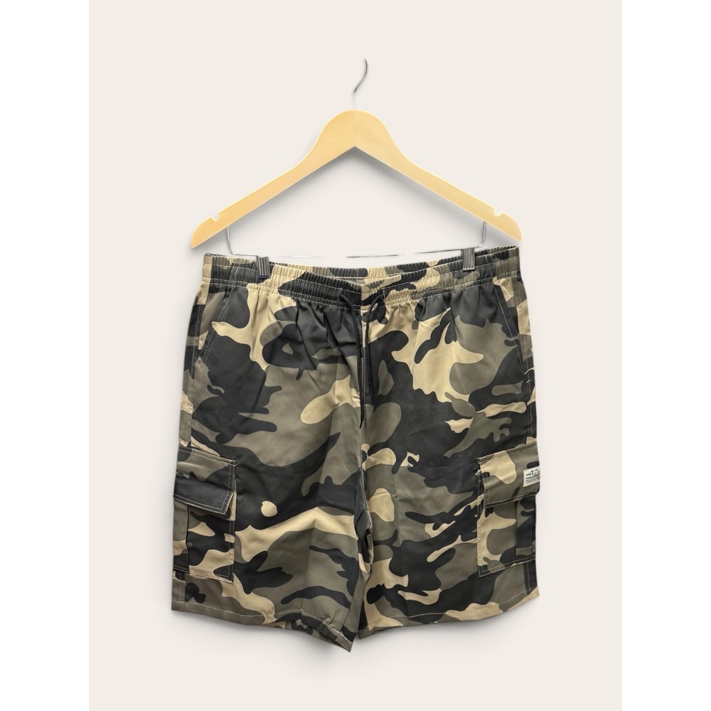HKS By Boris Bidan Insaeri Mens Camo Cargo Shorts 3XL Green Woodland Camouflage